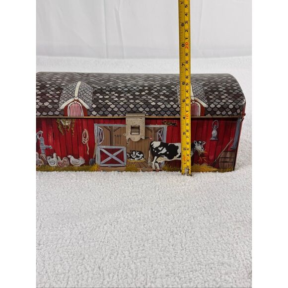 Vintage Tin Litho Barn Farm Animals Storage Box With Lid/Latch - Picture 13 of 15